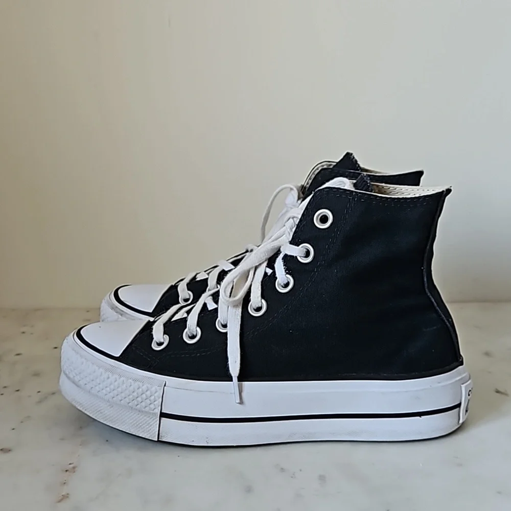 Converse Black Canvas High-Tops with White Details - Picture 2 of 8